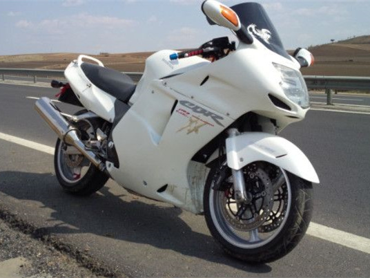 一代经典老款摩托车满满的回忆,摩托车一代经典情怀