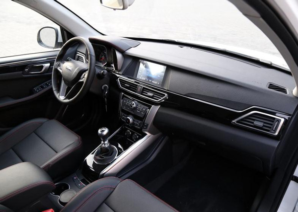 评价众泰大迈,为什么众泰大迈x5那么便宜