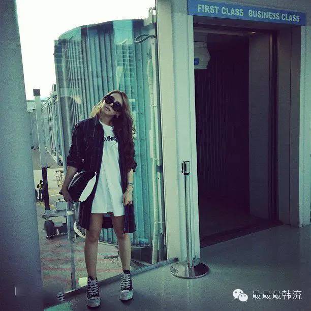 女生被男生帅到名场面,女生帅到被女生撩