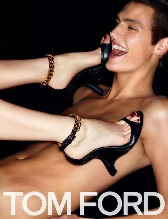 每个牌子的口红都有秘密,女生必有哪三支品牌口红