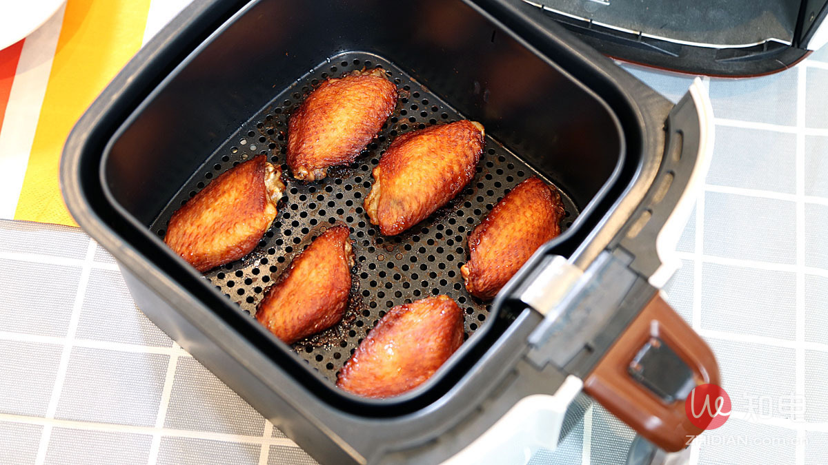 SKG4627空气炸锅评测：在家就能做出美味鸡翅！