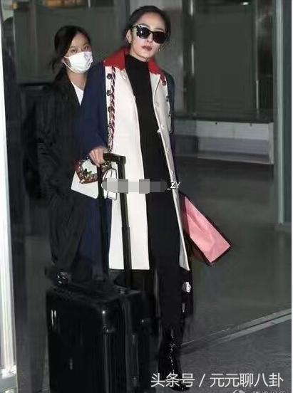 她出名不长穿衣价格超过杨幂，追赶范冰冰，这件衣服实在欣赏不了