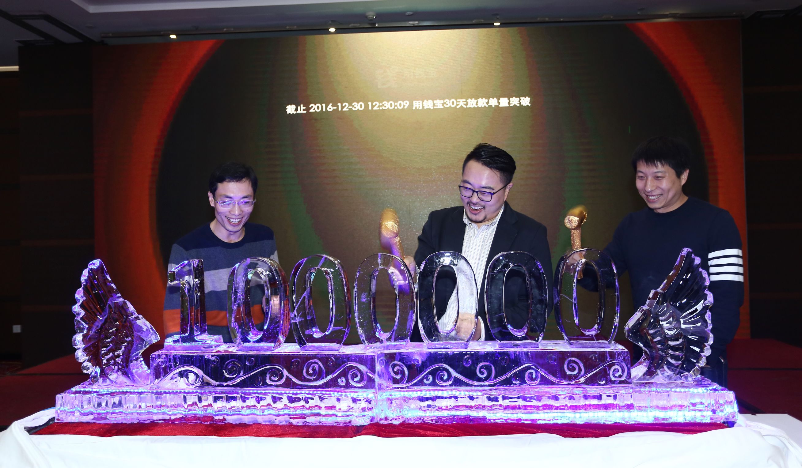 靠人工智能赚钱,人工智能一年赚100万