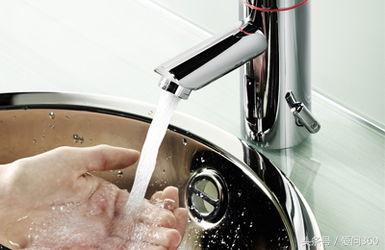 皮肤干燥产生静电让你的皮肤不再干燥远离静电