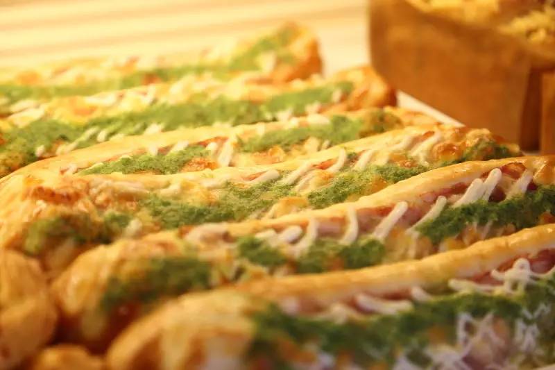 宜兴最好的事是我们一起牵手去等待一炉“面包好了”！