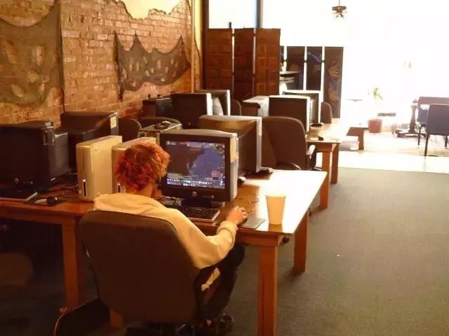 教育专家孩子很叛逆,孩子去网吧了怎么引导