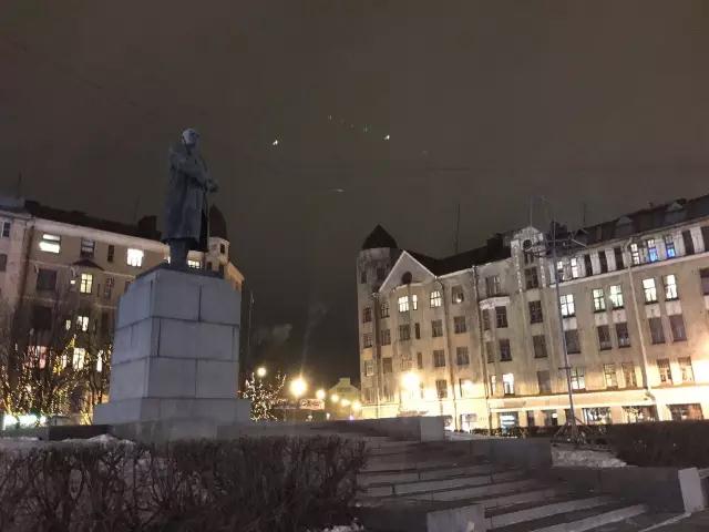 带三个美女自驾中国,自驾房车欧洲之旅