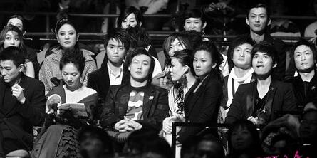 各路大牌对陈奕迅的评价,陈奕迅浮夸封神现场有多难