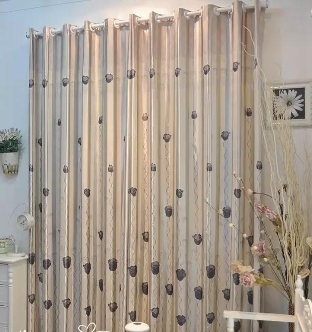 家里窗帘不水洗,自己在家洗窗帘的小窍门