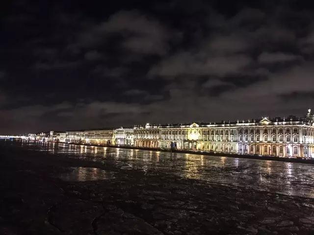 带三个美女自驾中国,自驾房车欧洲之旅