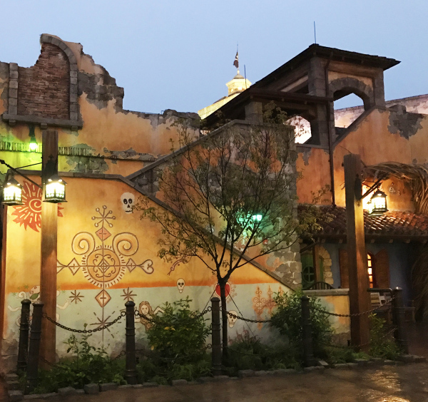 上海迪士尼免费门票领取攻略,上海迪士尼门票优惠攻略图