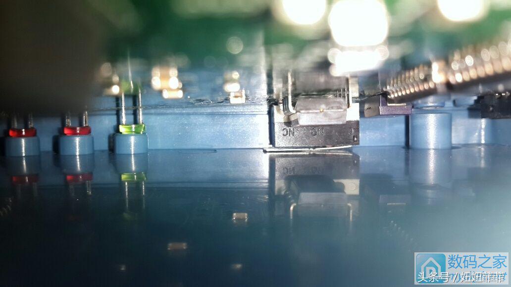 拆一只特种设备,神思身份证阅读器,终于见到防拆开关了