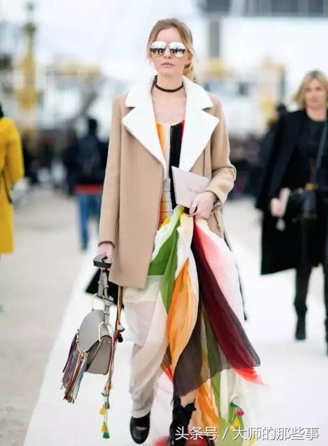 王菲复出后背的第一只包居然是它？