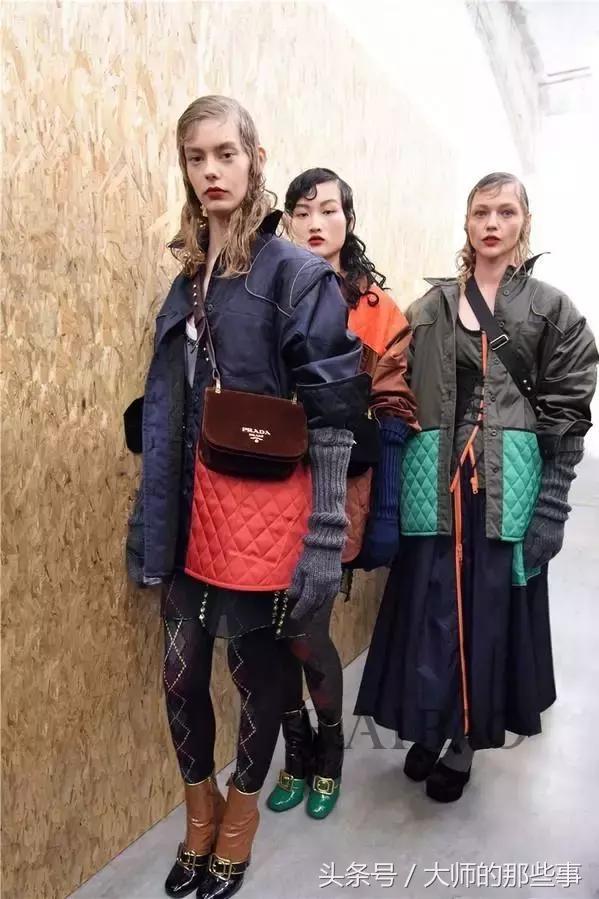 王菲复出后背的第一只包居然是它？