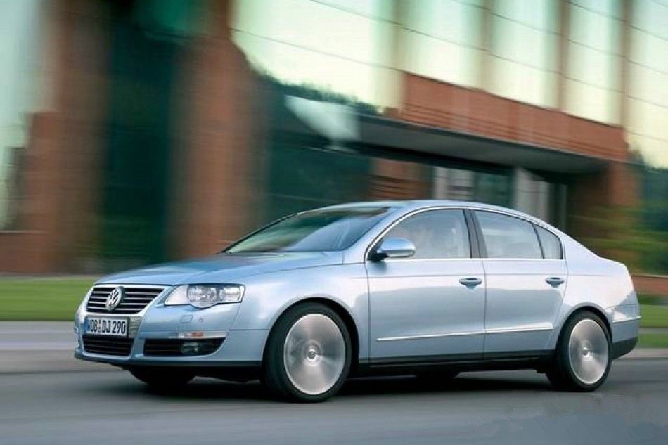 这货到底什么来头，竟让老王的进口迈腾油耗降了近1个油