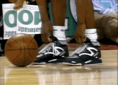 姚明和锐步签约全过程,锐步签约姚明带来多少收益