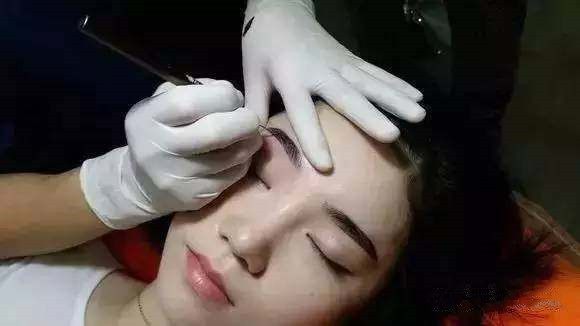 纹眉后恢复过程不要惊慌,男士纹眉恢复全过程图片