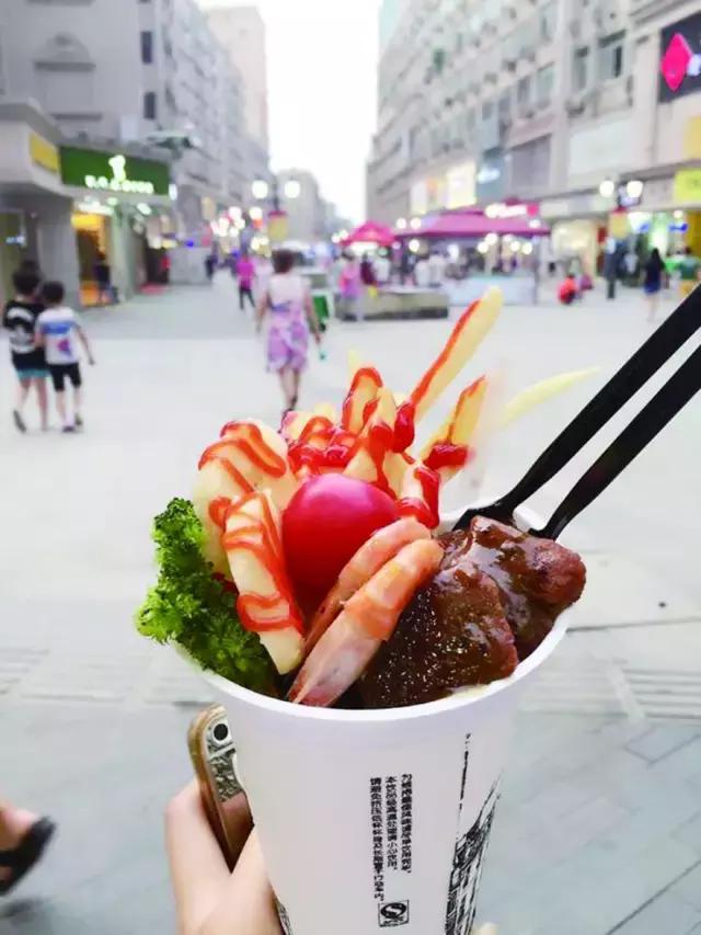 小牛排变身网红“牛排杯”/走红后是否难逃“昙花一现”魔咒？