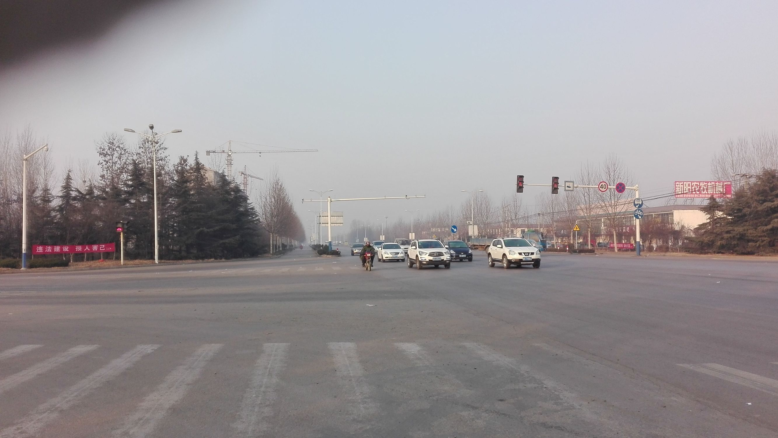 跑完步腿疼如何拉伸恢复,跑步后腿疼的拉伸动作