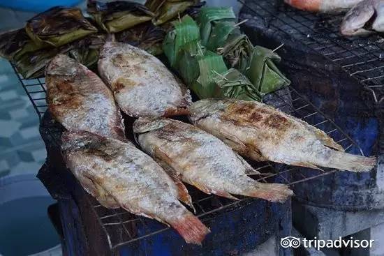 泰国必吃的街边小吃,泰国火车头夜市哪家店最好