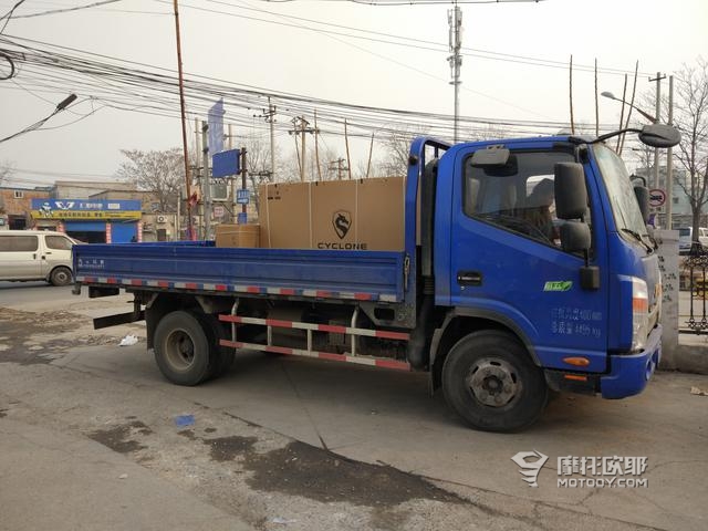 涓囬噷涔嬭濮嬩簬鍘熺偣,2022娆惧畻鐢宠禌绉戦緳rx1s250