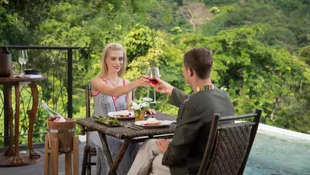 楦熷发搴﹀亣閰掑簵浣撻獙,闅愯棌鍦ㄥ師濮嬫．鏋楃殑娴峰崡楦熷发閰掑簵