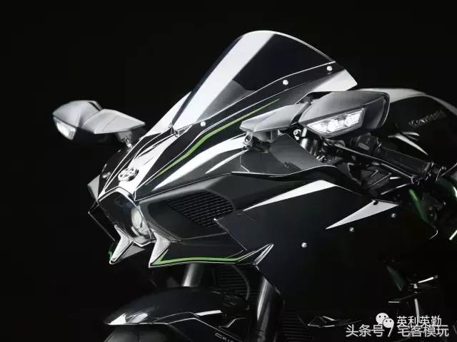 川崎kawasaki摩托车拼装,田宫川崎h2模型拼装过程