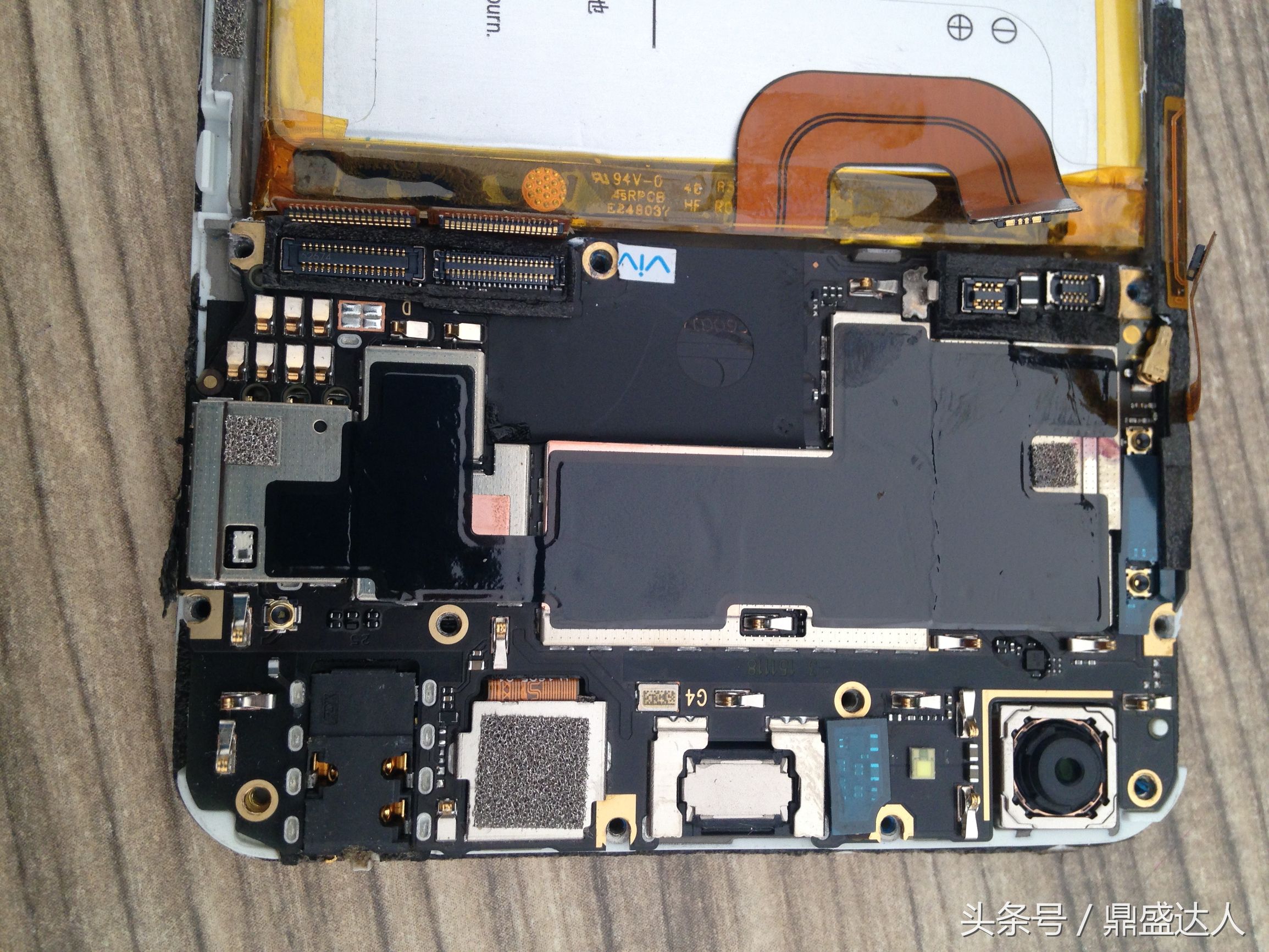 如何拆手机后盖vivox6a,拆vivox6d手机壳