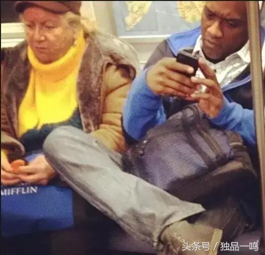 翘二郎腿如何整治,翘二郎腿怎么矫正