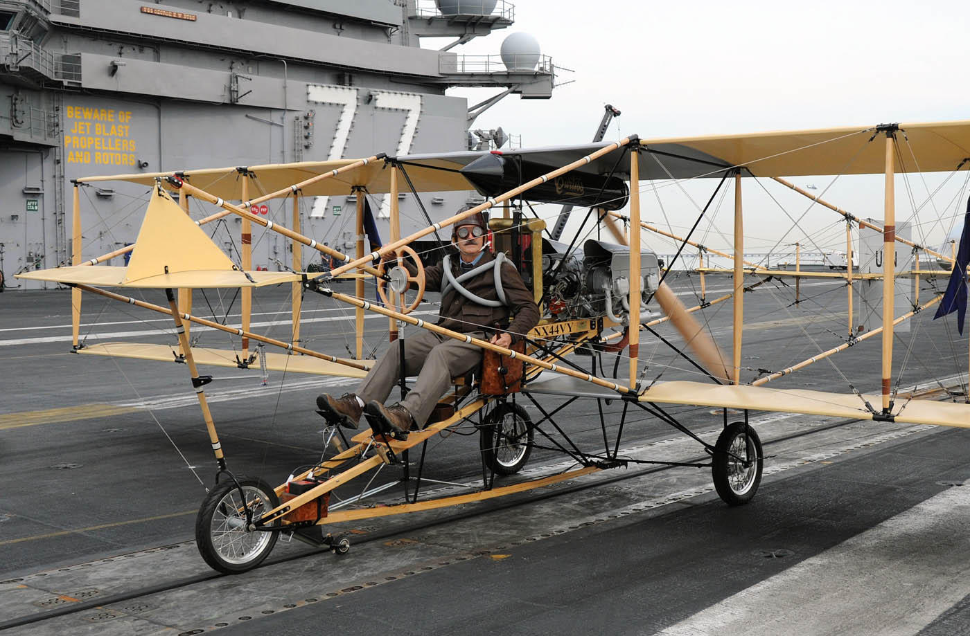 航母舰载机的作用,航母舰载机主要作用有哪些