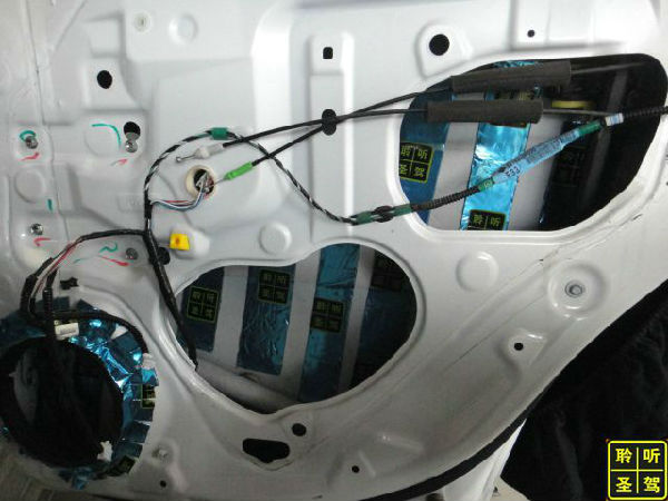 丰田锐志汽车音响调节最佳效果,丰田锐志汽车音响喇叭改装入门