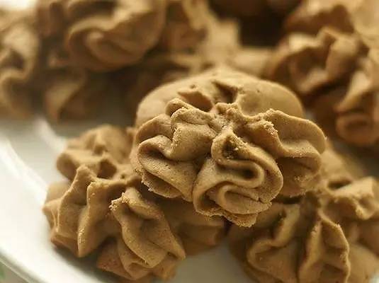 上班族小零食推荐网红零食,十大热门办公室零食排行榜