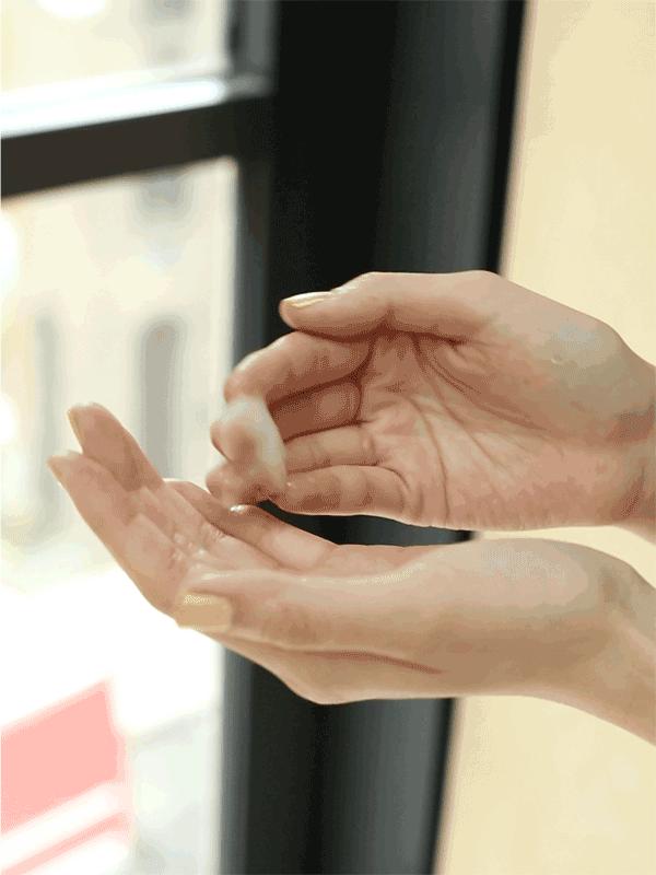 冬天来给肌肤补补水,冬季让你的肌肤喝饱水