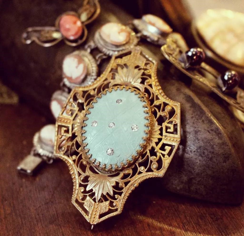 甲之蜜糖乙之霜英文,甲之蜜糖乙之砒霜翻译