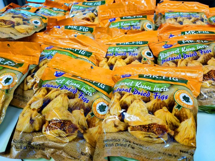 八荒争凑万国咸通什么意思,八荒争凑万国咸通翻译