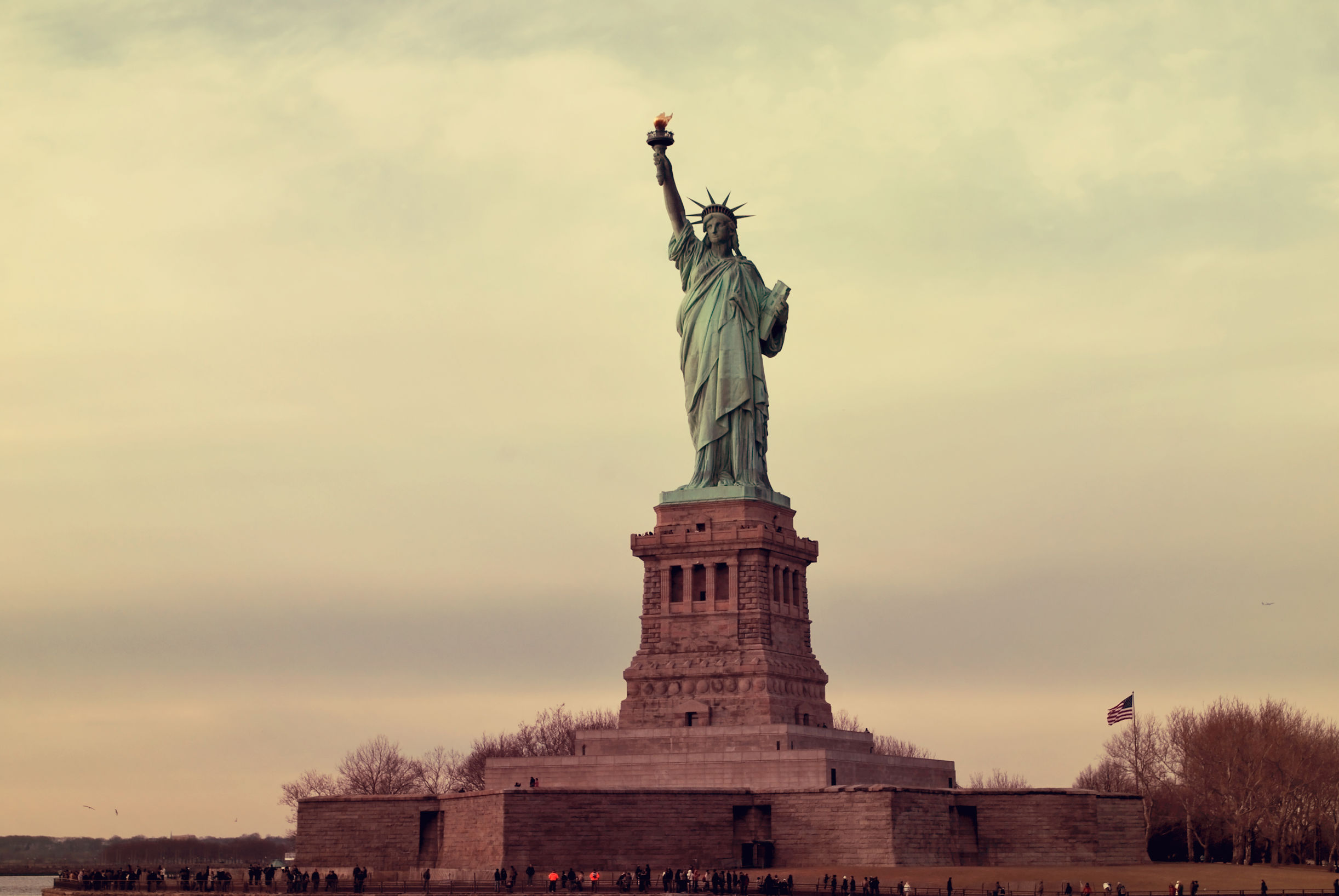 重大利好后市继续上行,周末史诗级利好袭来