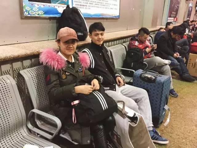 你见过凌晨的西安火车站吗,凌晨的西安火车站是什么样的