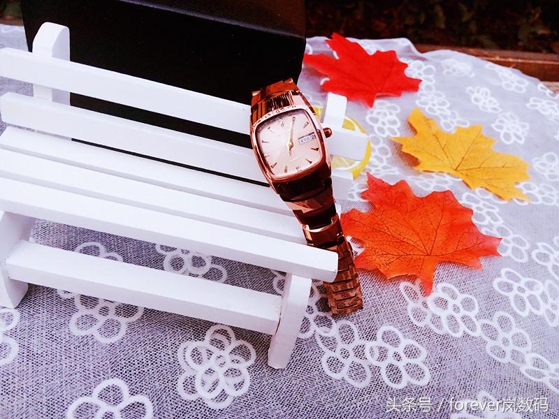 钨金双日历女表,钨钢防水简约女表