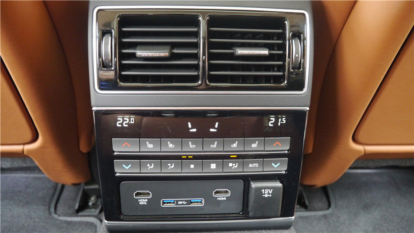 2023款捷豹xfl测评试驾视频,2018款捷豹xfl3.0t试驾