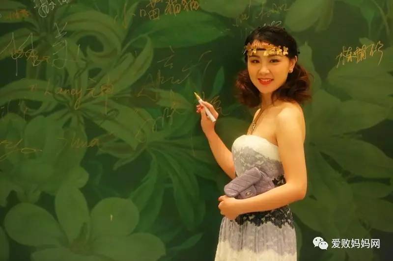 秘密花园里的时尚邂逅——第五届爱败妈妈时尚盛典闪耀绽放