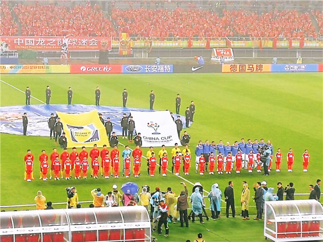 中国杯冰岛队到中山路,2018世界杯冰岛对阿根廷维京战吼