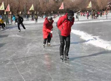 北京海淀嬉雪乐园,冬天最适合去哪玩雪海淀区