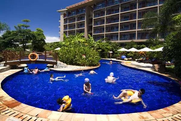 「资讯」亚龙湾红树林荣获2016中国旅游饭店业优秀企业称号，荣膺携程网年度多项大奖！