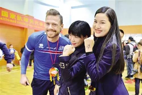 中国杯冰岛队到中山路,2018世界杯冰岛对阿根廷维京战吼