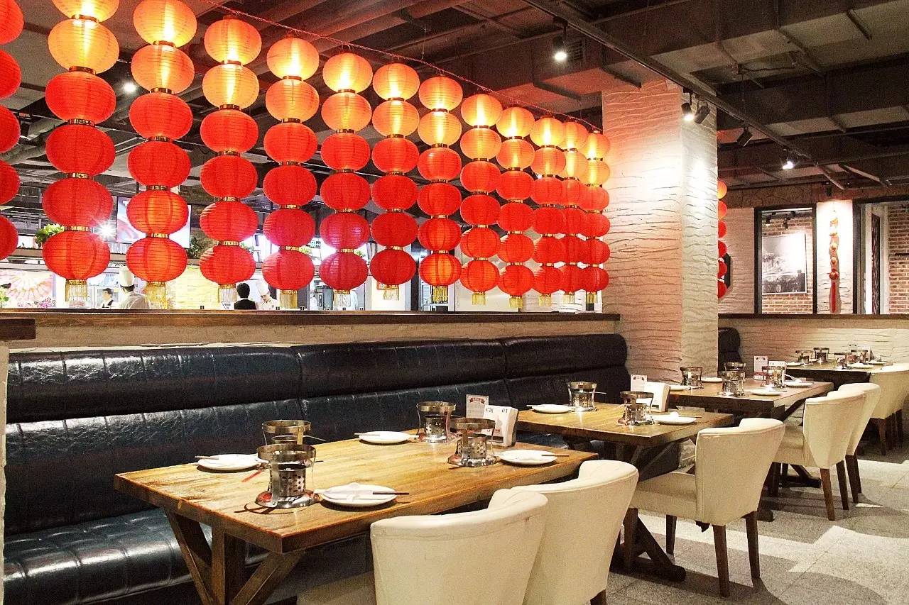 「订年夜饭赠波士顿龙虾」2017这么吃年夜饭最霸气！从没想过一顿自助，竟然吃几口就回本了……谁也别拦着我！今年就要在这儿吃！