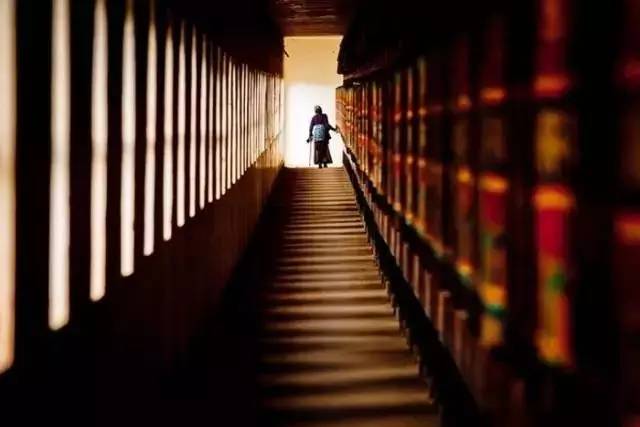 谭清如歌曲,谭清如的七律诗