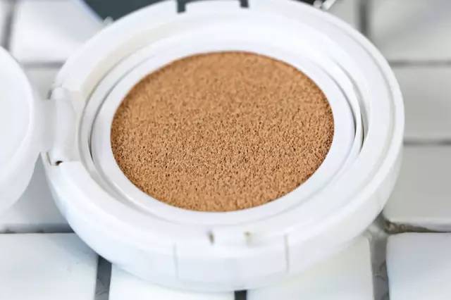 人人都说好的气垫,到底气垫好用还是粉底液好用