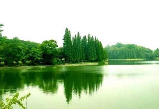 南宁旅游景点吃喝玩乐,南宁旅游游山玩水景点推荐