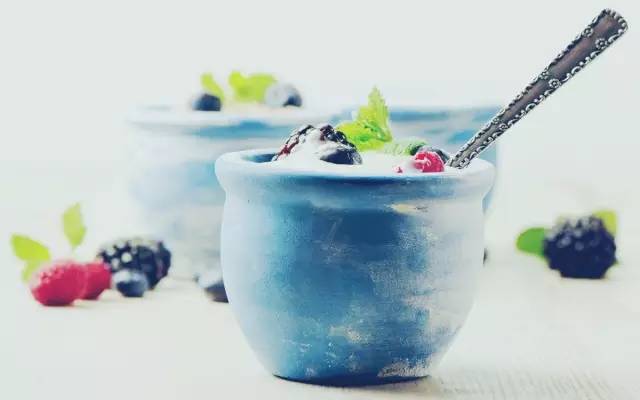 喝完酒没睡够第二天怎么醒酒,春节喝酒的自救方法