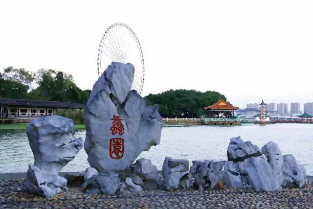 「镇生活」过年还在镇江好，镇江VS国外，100块钱能干啥？看完惊呆你！